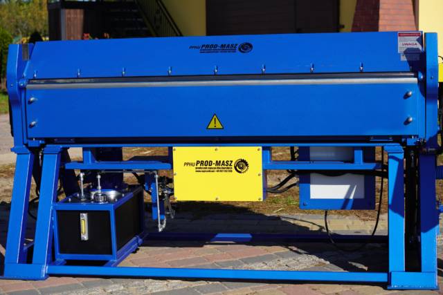 Blechbearbeitungsmaschinen von Hersteller PROD-MASZ 2,14/3,0mm hydraulische Abkantbank